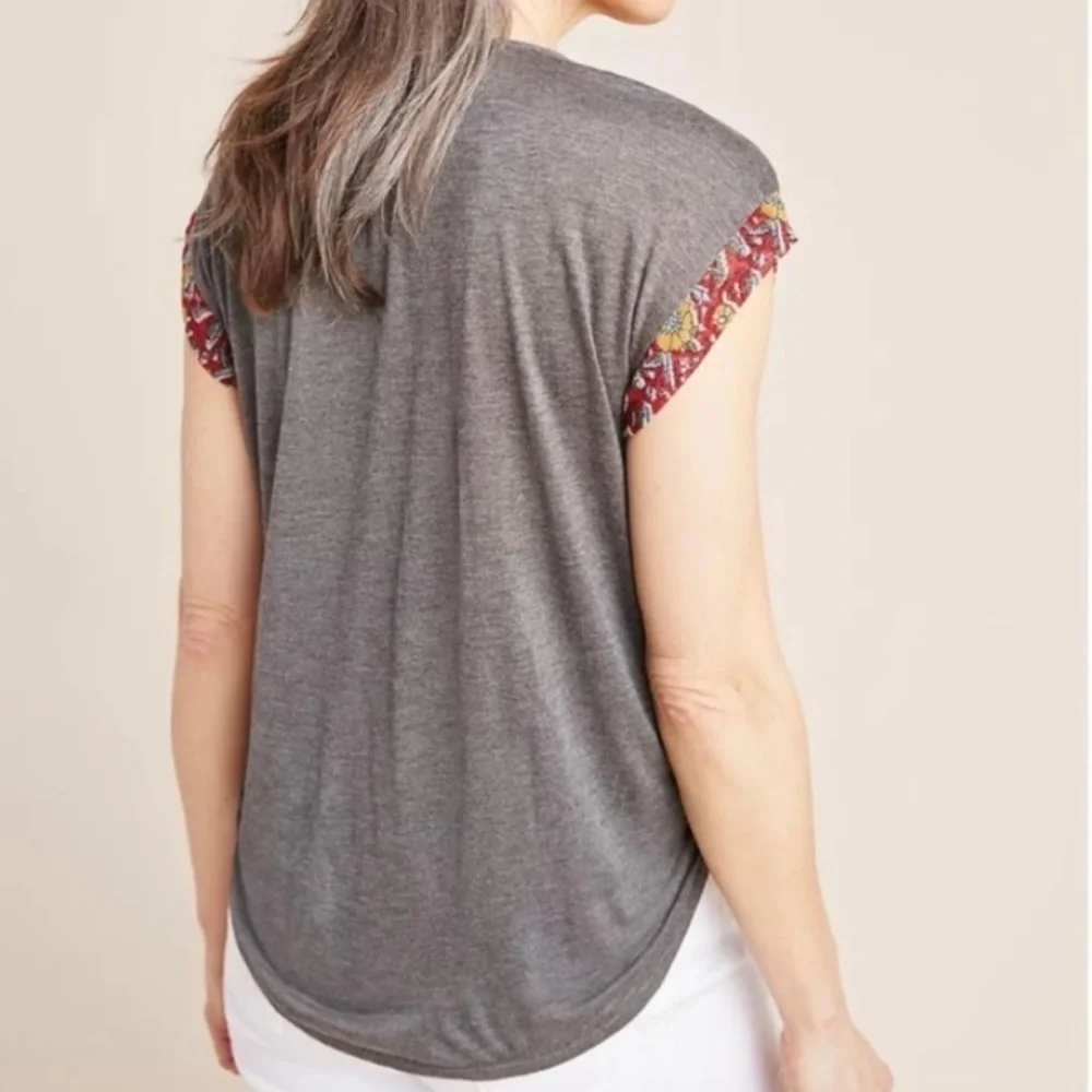 Anthropologie Tiny V-neck floral front back gray ruched top size XS - Picture 2 of 11